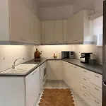 펜션 Andri's Garden House