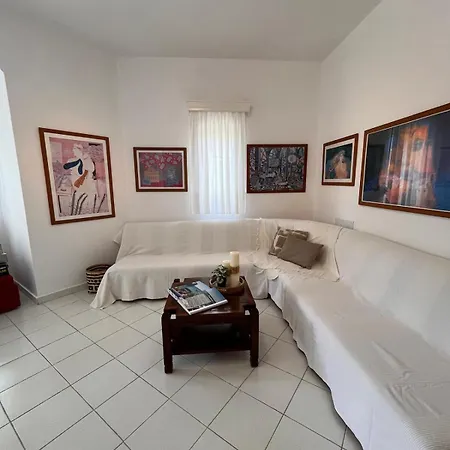 Andri's Garden House